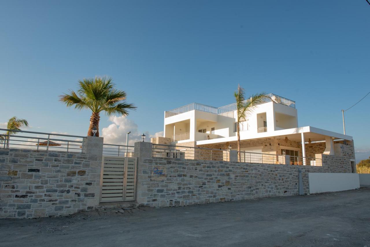 Villa Pnoe Seaside Kalamaki  Bagian luar foto